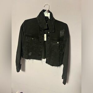 Black crop Jean jacket forever 21